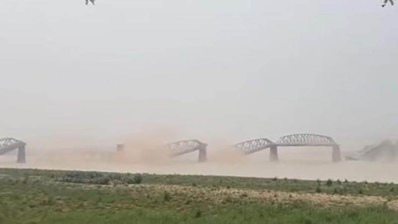 ভূমিকম্পে মিয়ানমারে ধসে পড়ল ব্রিটিশ আমলের সেতু